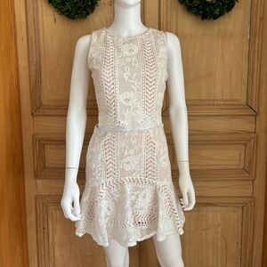 A.PEACH Elegant White Skirt Set